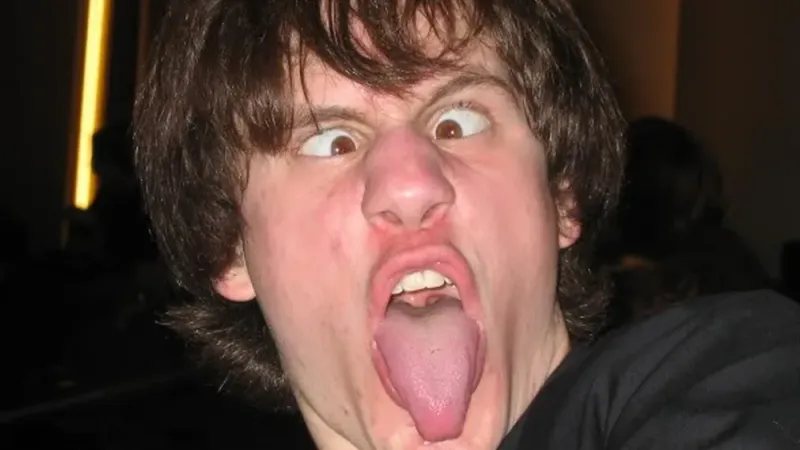 Funny face meme tạo dấu ấn trên internet